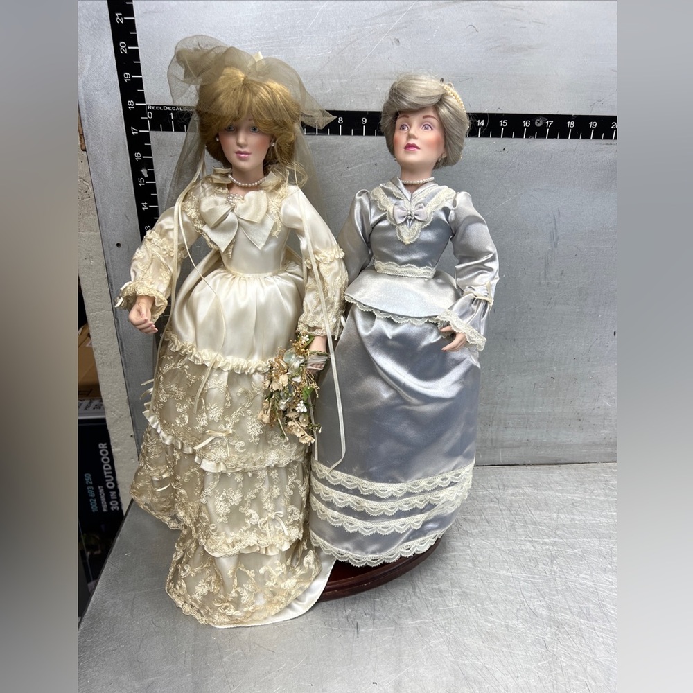 Danbury mint mother and daughter the final touches porcelain Dolls